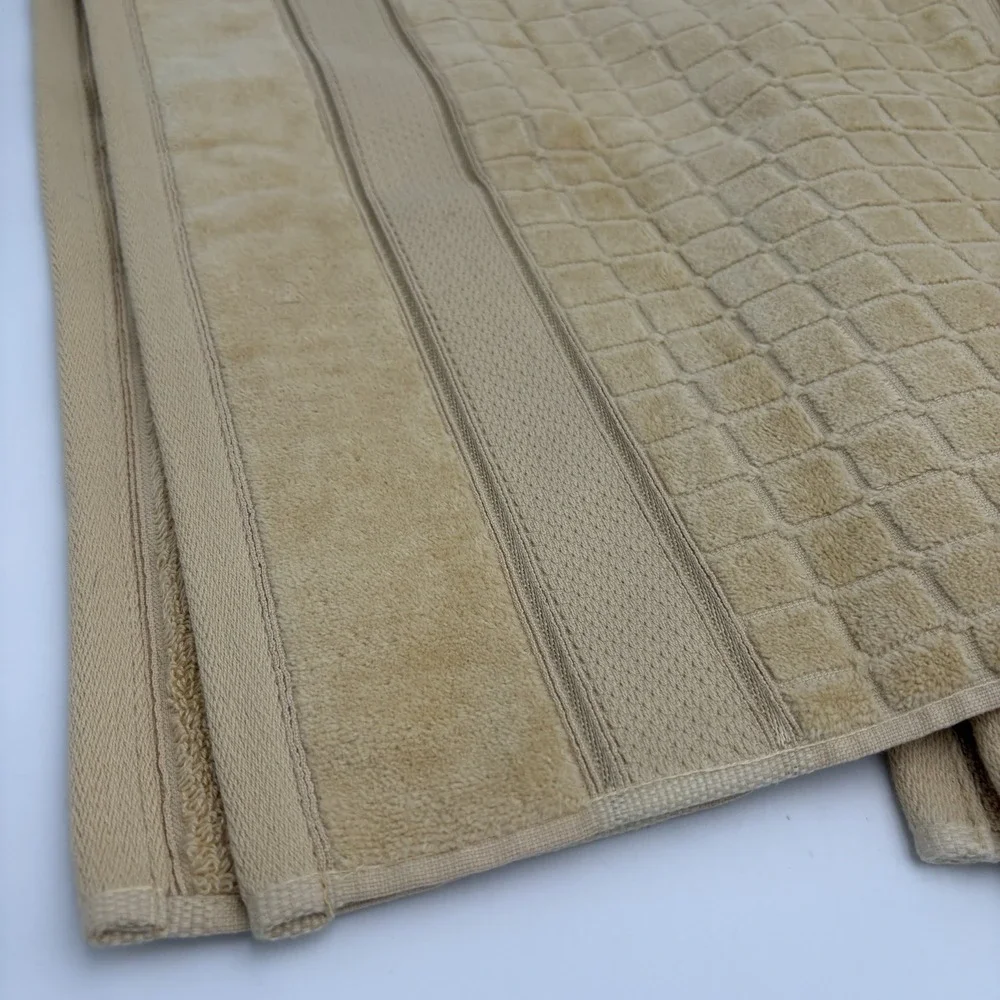 Earl & Wilson Butter Yellow Hand Towels Set Of 4 Luxurious Soft Vintage